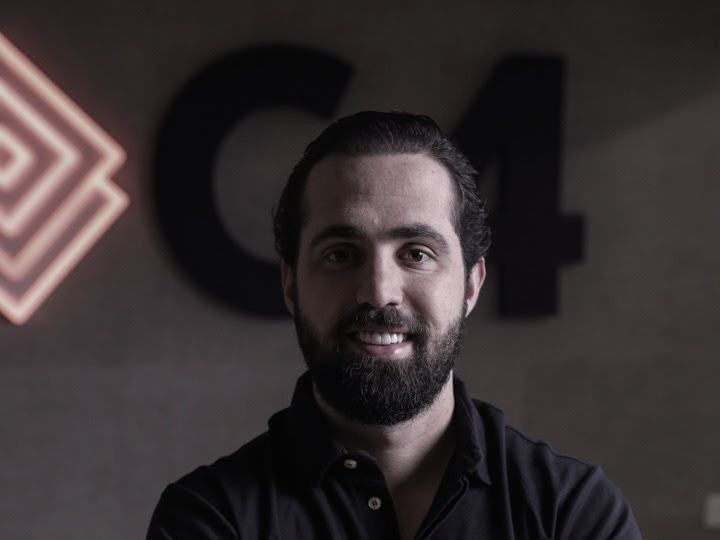 Retrato atual de Caiube Nogueira