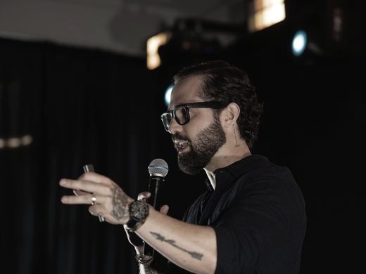 Caiube palestrando na Convenção Primavera da ACT